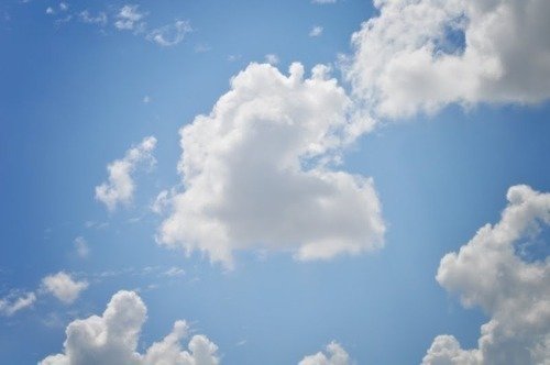 尘埃迷离了我的双眼_落寞伤感的非主流QQ签名